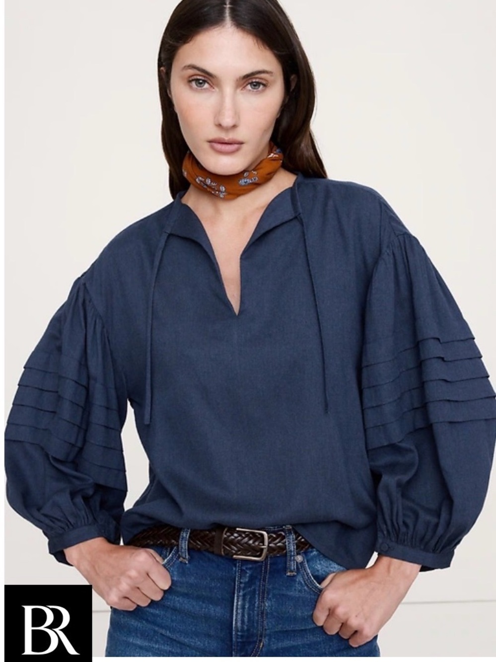Banana Republic Navy Light Flannel Peasant Blouse with Pintuck Sleeves